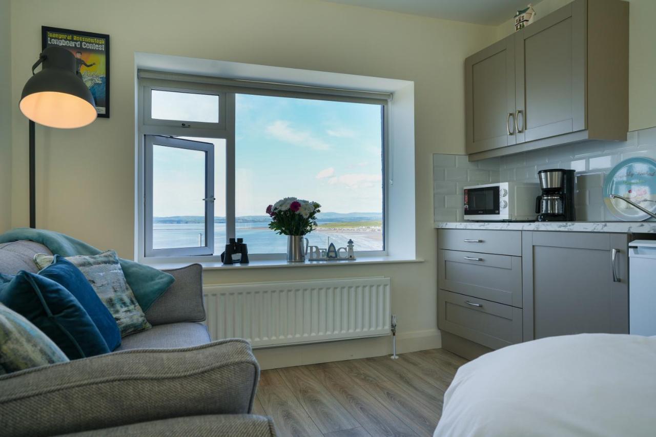 The Gaslight Inn Self Catering Holiday Apartments Rossnowlagh Donegal מראה חיצוני תמונה